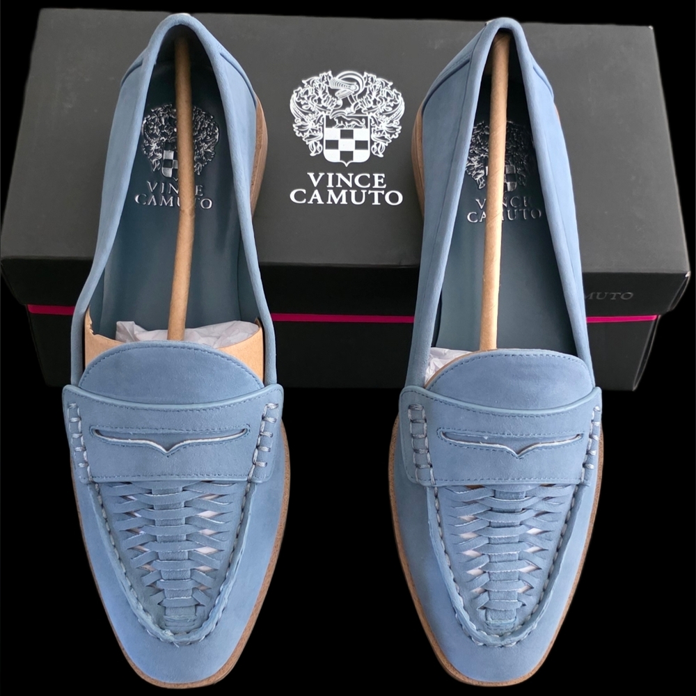 Vince Camuto Women's Mediterranean Blue Penny Loafer Size 9.5.